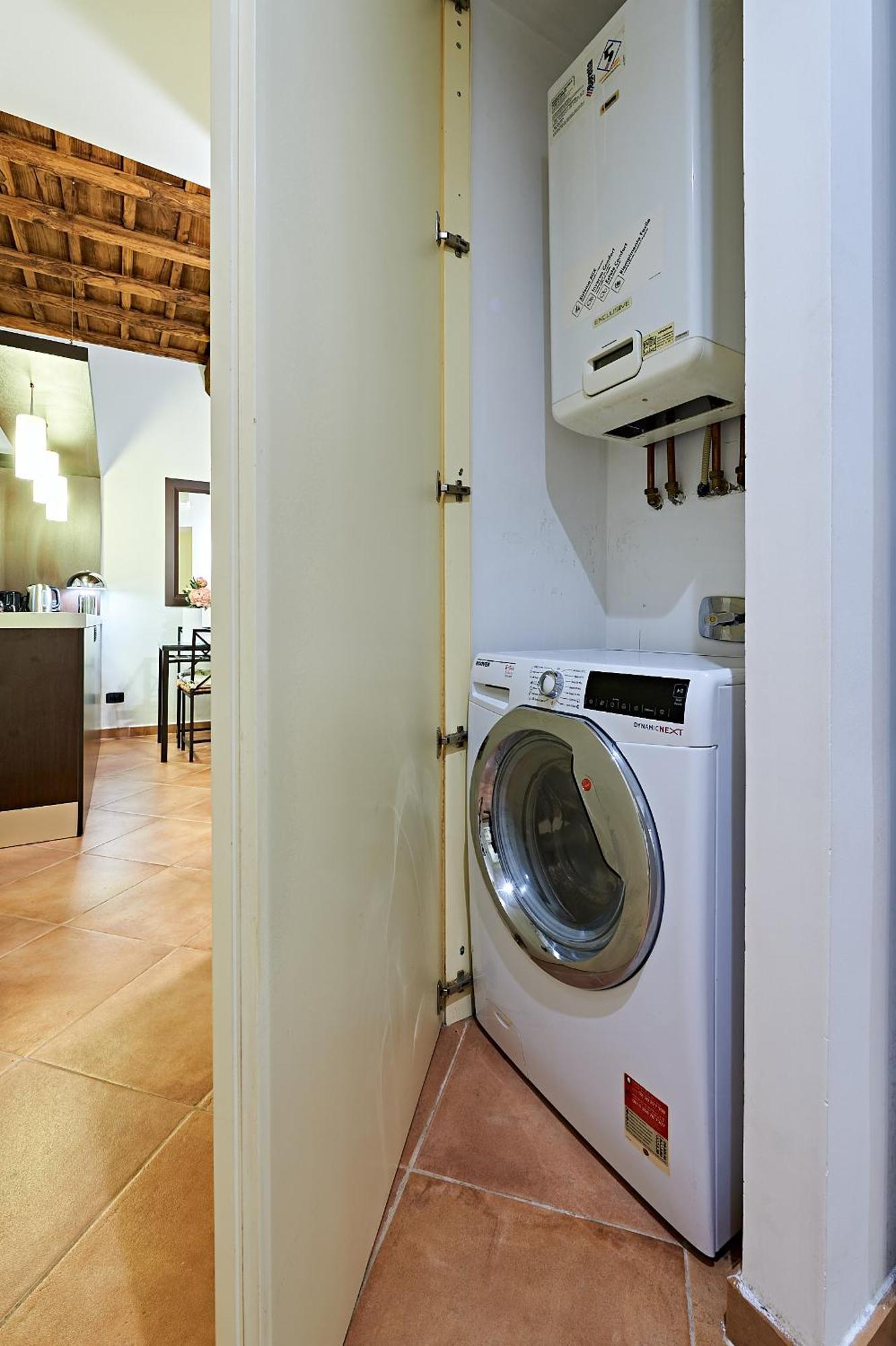 Apartment Irex Navona Fico, Cozy Flat Between Campo De Fiori & Piazza Navona Rom